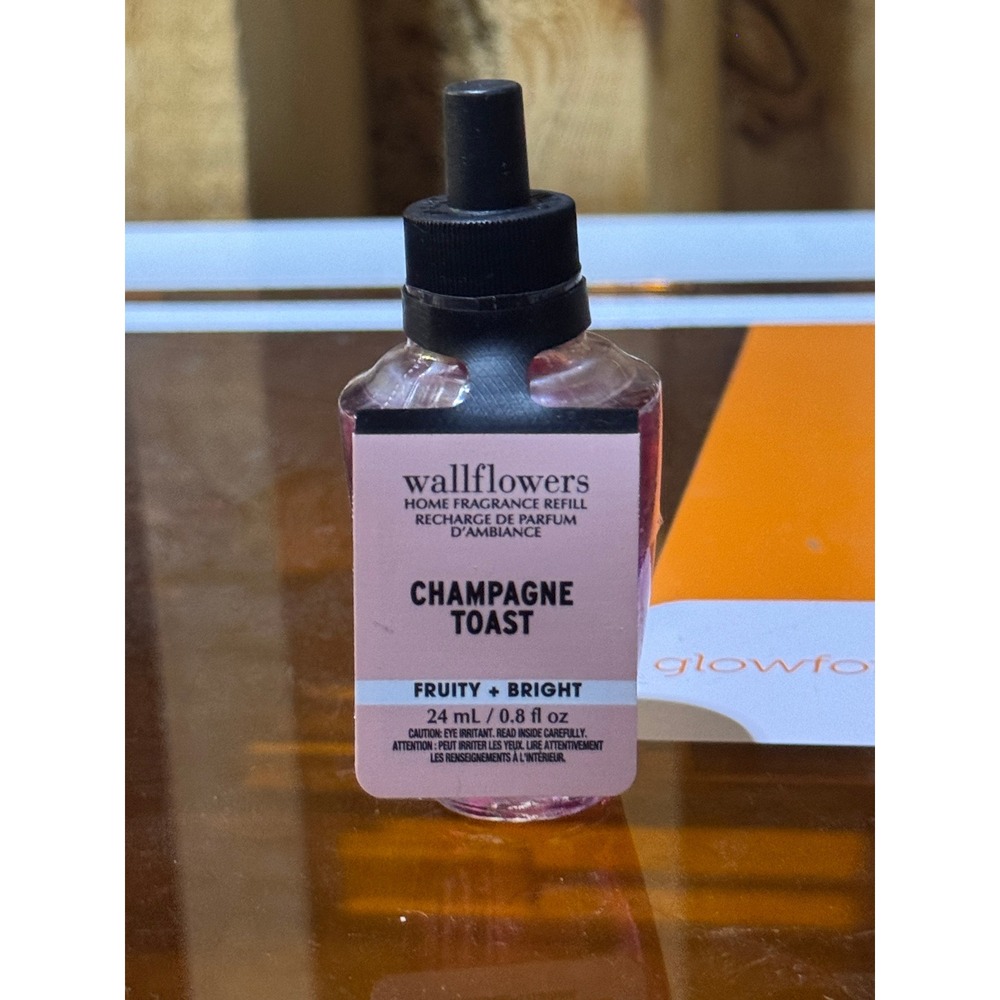 Bath & Body Works Wallflowers Champagne Toast Home Fragrance Refill 0.8 fl oz